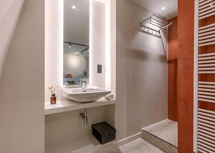 Way Sweet Dreams - 4 *